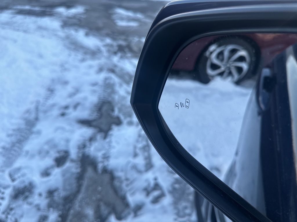 2020 Toyota Highlander XLE Worcester MA 2020 Toyota Highlander XLE Worcester MA