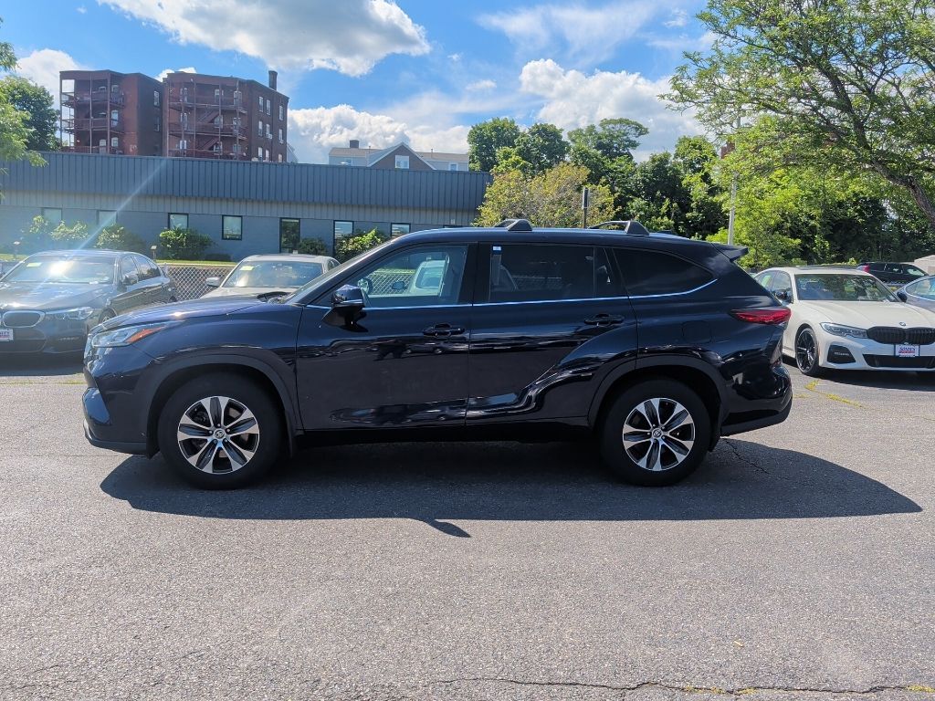 2020 Toyota Highlander XLE