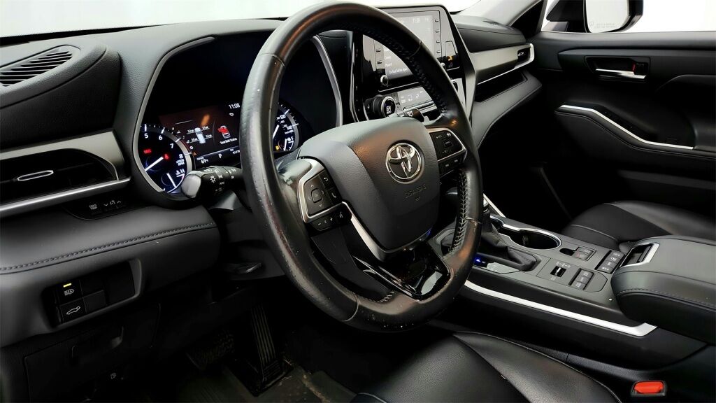 2020 Toyota Highlander XLE Laurel MD