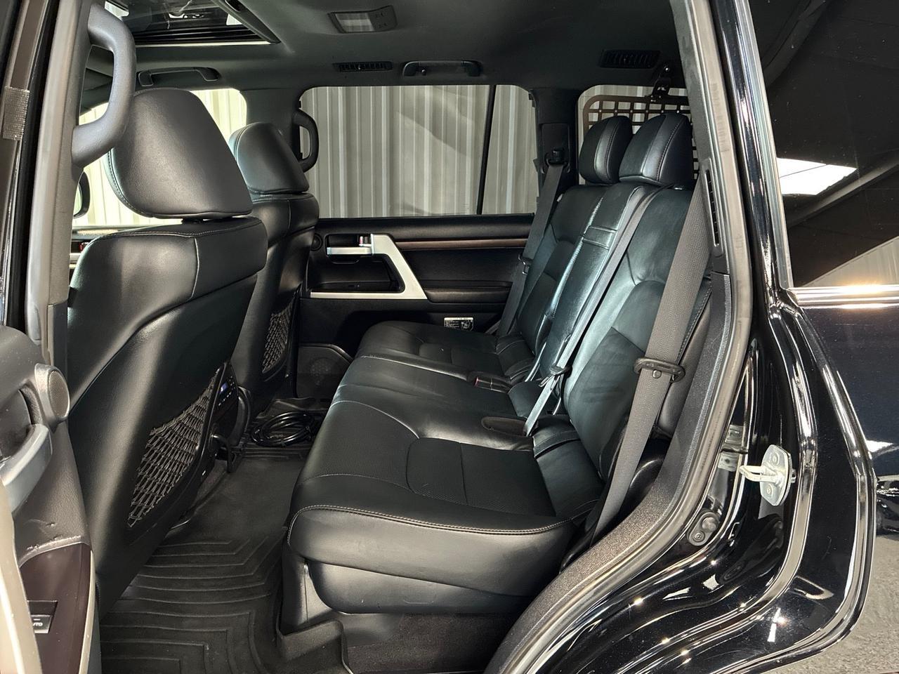 2020 Toyota Land Cruiser Heritage Edition, Dobinsons Lift, Overland Build, Drawers, Shower, Sleeping Platform, and LOTS MORE. Houston TX