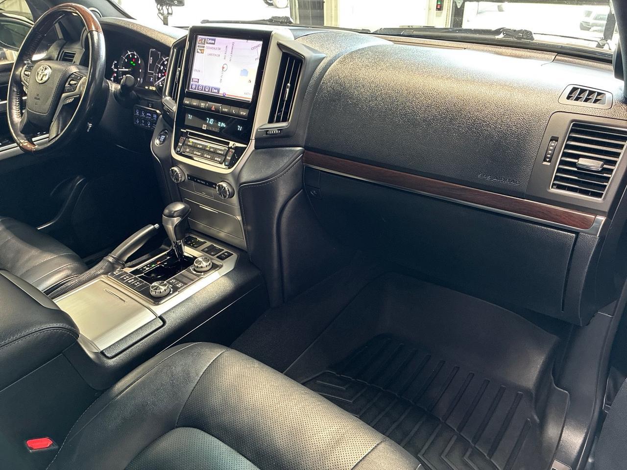 2020 Toyota Land Cruiser Heritage Edition, Dobinsons Lift, Overland Build, Drawers, Shower, Sleeping Platform, and LOTS MORE. Houston TX