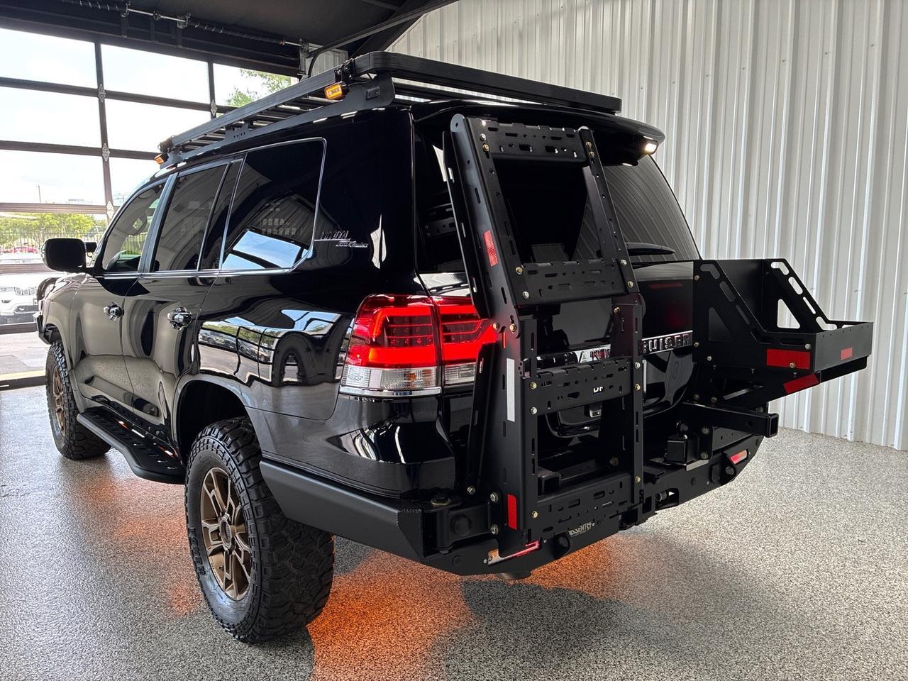 2020 Toyota Land Cruiser Heritage Edition, Dobinsons Lift, Overland Build, Drawers, Shower, Sleeping Platform, and LOTS MORE. Houston TX
