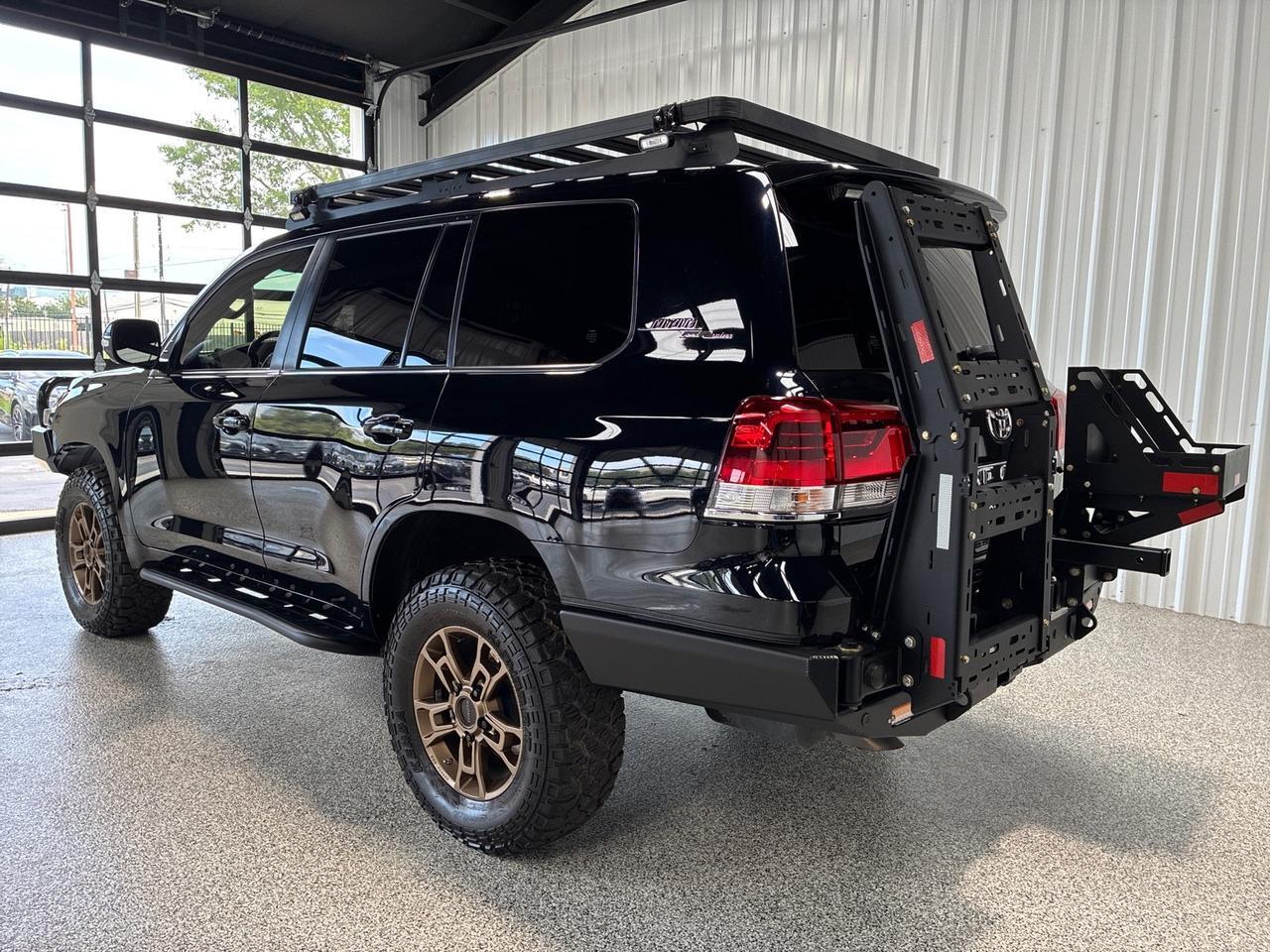 2020 Toyota Land Cruiser Heritage Edition, Dobinsons Lift, Overland Build, Drawers, Shower, Sleeping Platform, and LOTS MORE. Houston TX