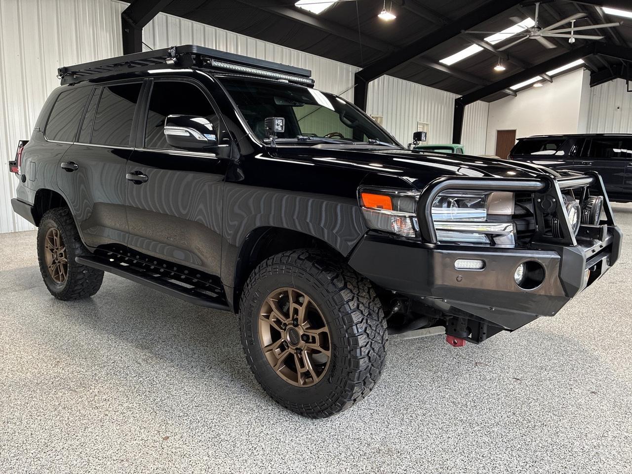 2020 Toyota Land Cruiser Heritage Edition, Dobinsons Lift, Overland Build, Drawers, Shower, Sleeping Platform, and LOTS MORE. Houston TX