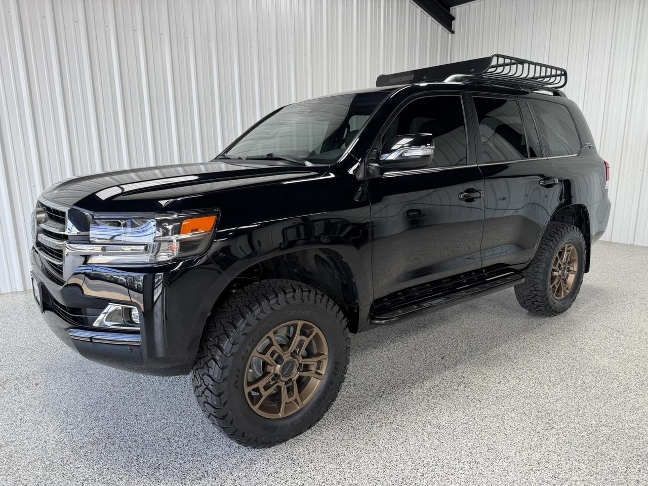2020 Toyota Land Cruiser Heritage Edition, Icon Lift, Slee Sliders, Long Range Fuel Tank