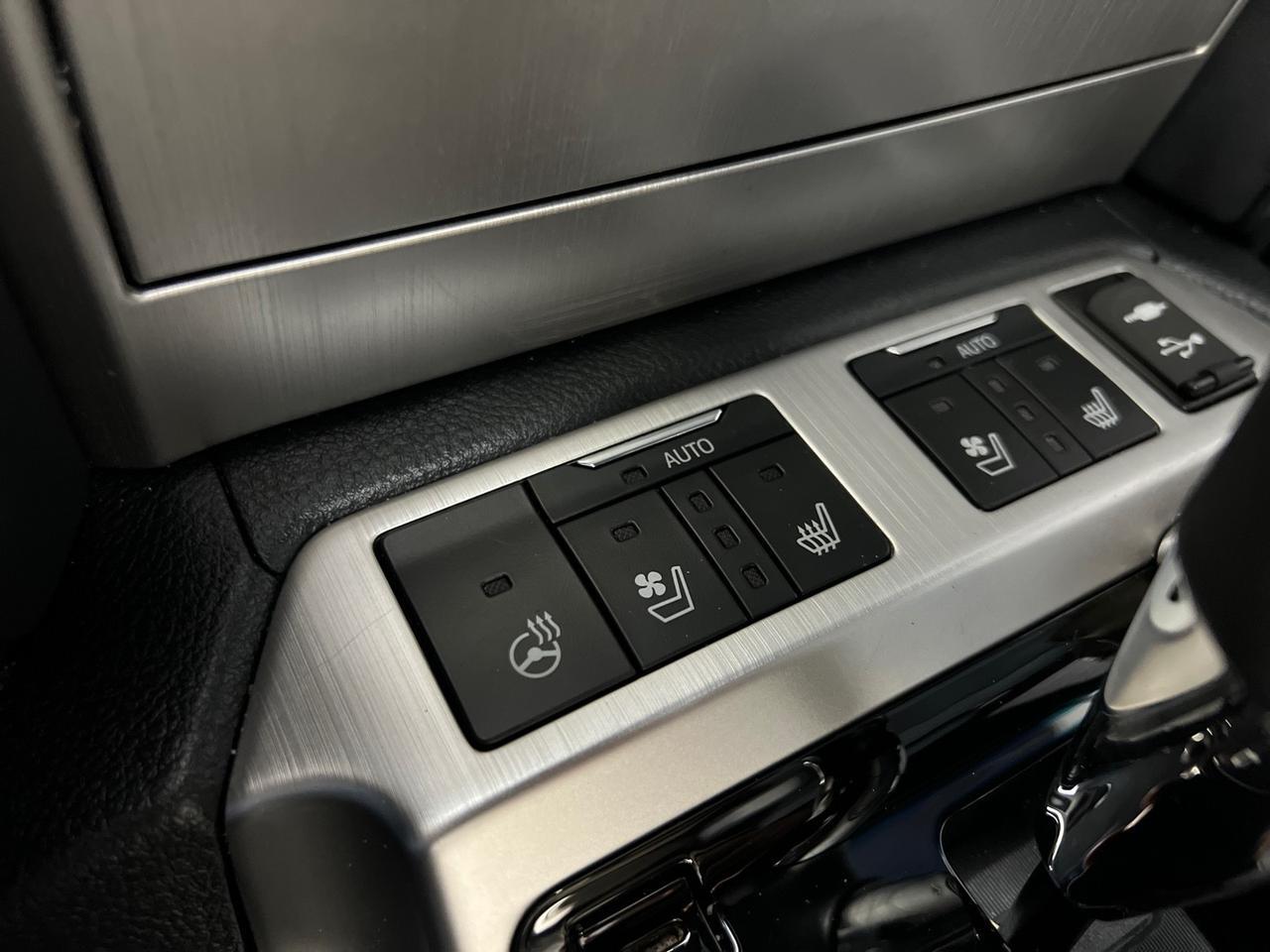 2020 Toyota Land Cruiser Heritage Edition, King Shocks Lift, Only 32k Miles Houston TX