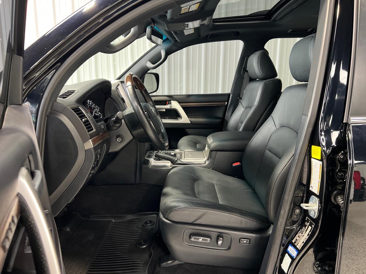 2020 Toyota Land Cruiser Heritage Edition, King Shocks Lift, Only 32k Miles Houston TX