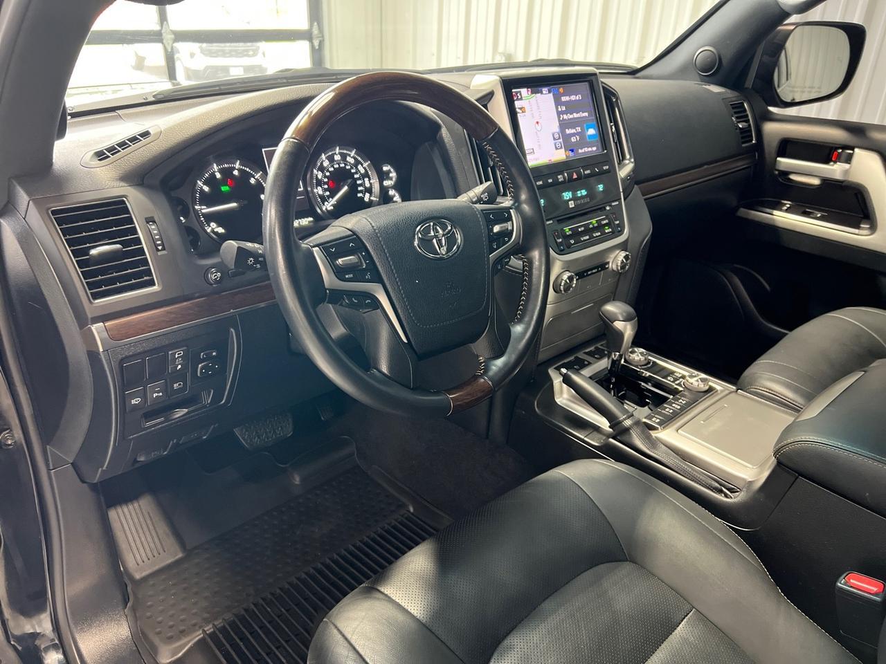 2020 Toyota Land Cruiser Heritage Edition, King Shocks Lift, Only 32k Miles Houston TX