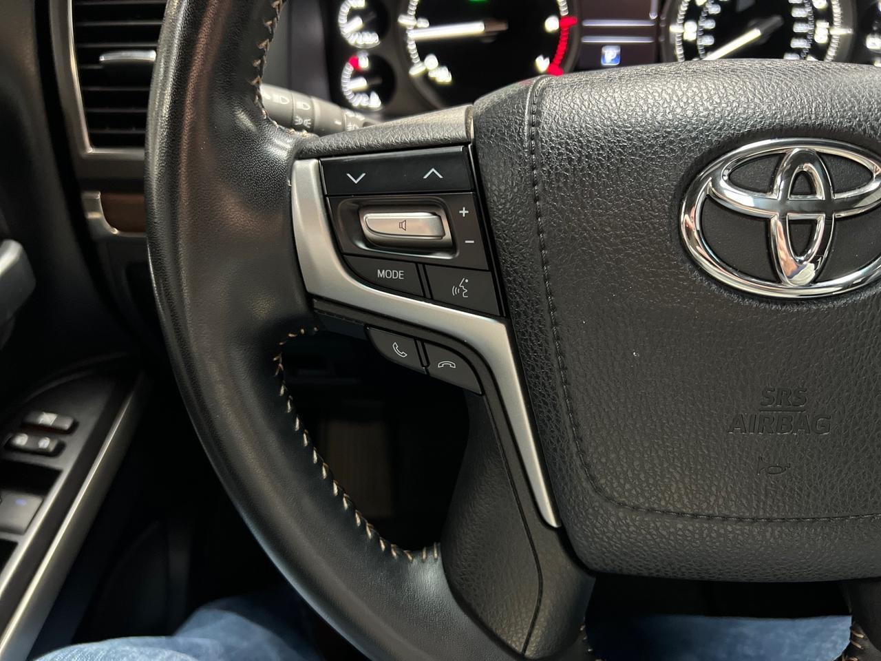 2020 Toyota Land Cruiser Heritage Edition, King Shocks Lift, Only 32k Miles Houston TX