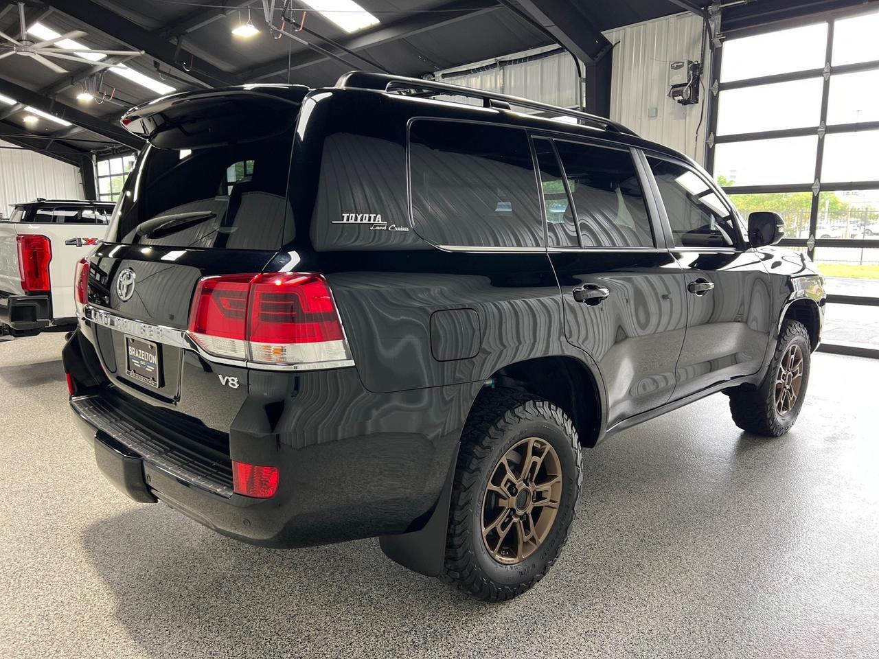 2020 Toyota Land Cruiser Heritage Edition, King Shocks Lift, Only 32k Miles Houston TX