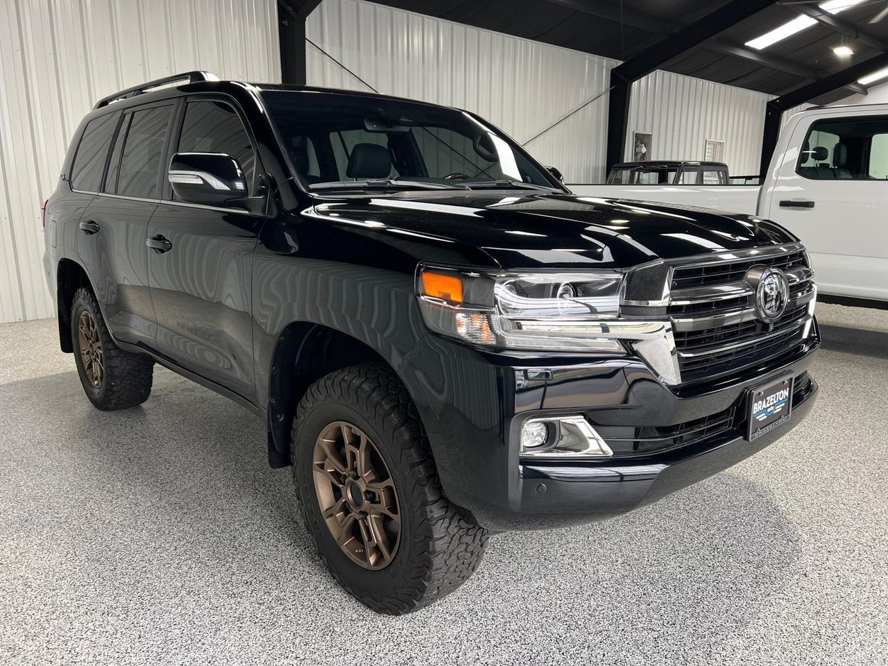2020 Toyota Land Cruiser Heritage Edition, King Shocks Lift, Only 32k Miles