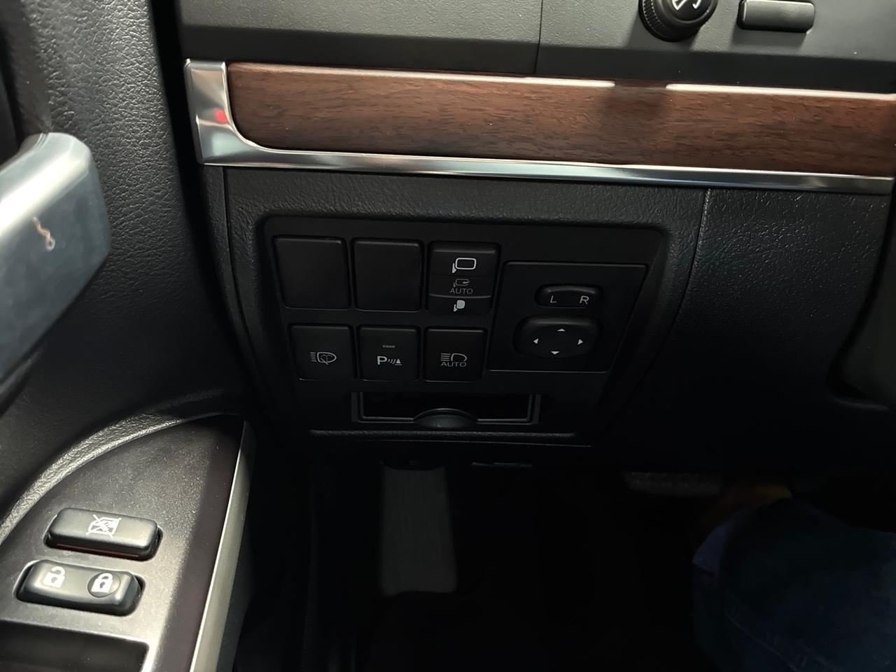 2020 Toyota Land Cruiser Old Man Emu BP-51 Lift, Ironman Bumper, Baja Design Lights, Front Runner Roof Rack, Fifteen52 Wheels Houston TX