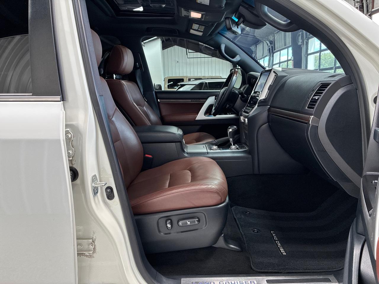 2020 Toyota Land Cruiser Old Man Emu BP-51 Lift, Ironman Bumper, Baja Design Lights, Front Runner Roof Rack, Fifteen52 Wheels Houston TX