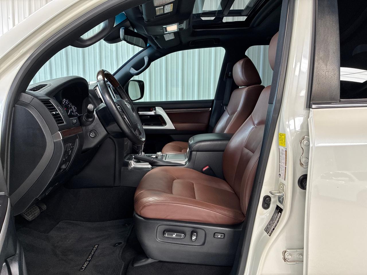 2020 Toyota Land Cruiser Old Man Emu BP-51 Lift, Ironman Bumper, Baja Design Lights, Front Runner Roof Rack, Fifteen52 Wheels Houston TX