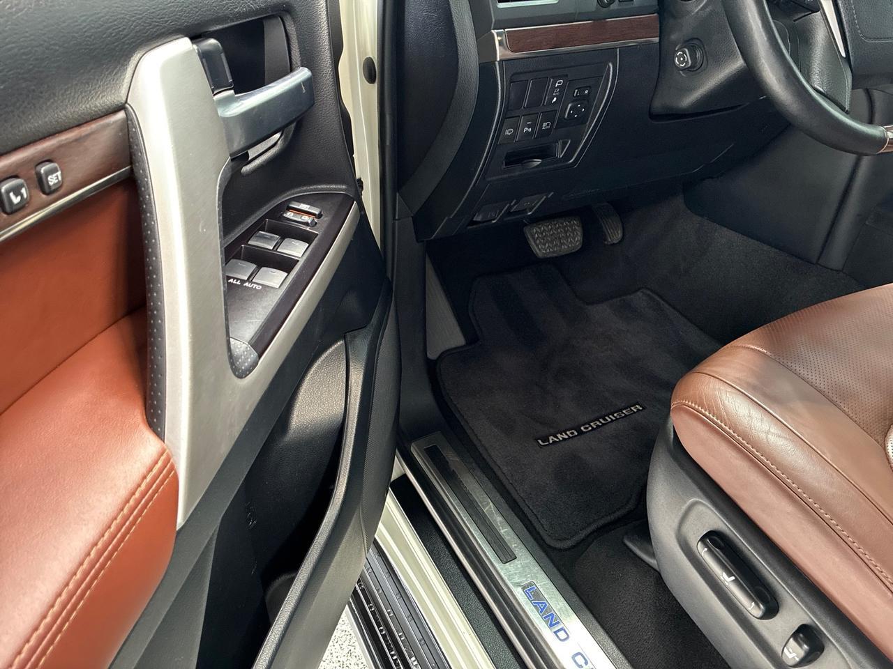 2020 Toyota Land Cruiser Old Man Emu BP-51 Lift, Ironman Bumper, Baja Design Lights, Front Runner Roof Rack, Fifteen52 Wheels Houston TX