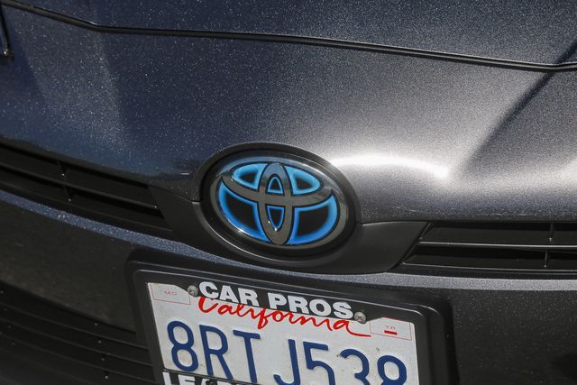 2020 Toyota Prius L Glendale CA