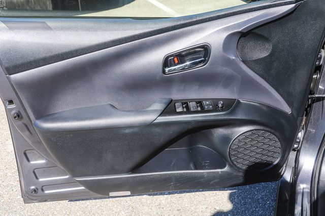 2020 Toyota Prius L Glendale CA