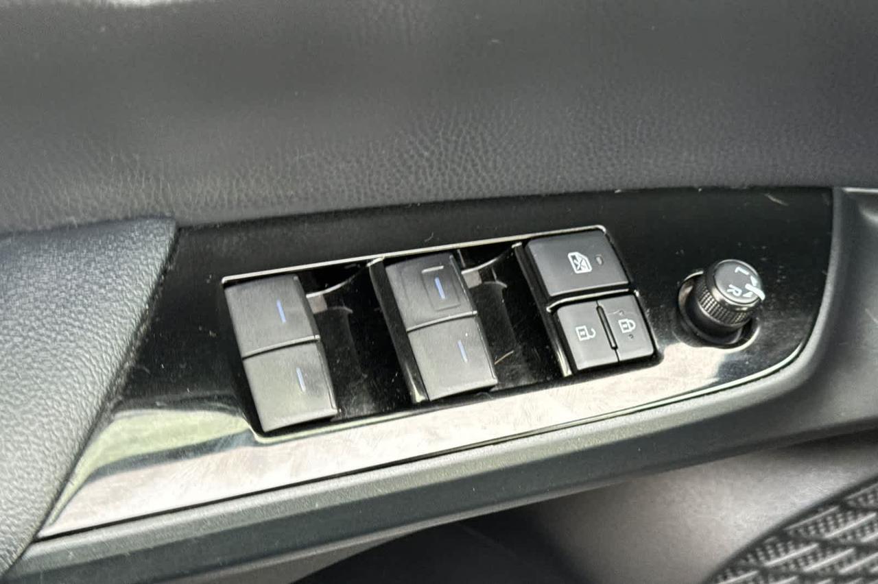 2020 Toyota Prius LE Roseville CA