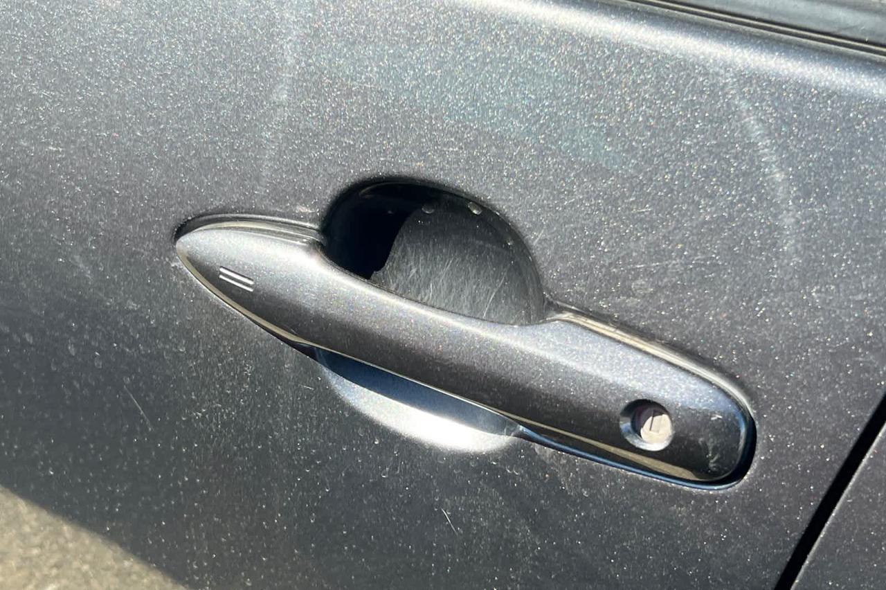 2020 Toyota Prius Limited Roseville CA