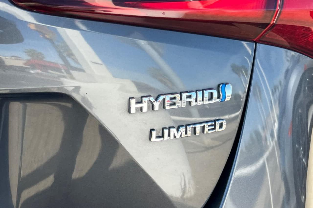 2020 Toyota Prius Limited Roseville CA