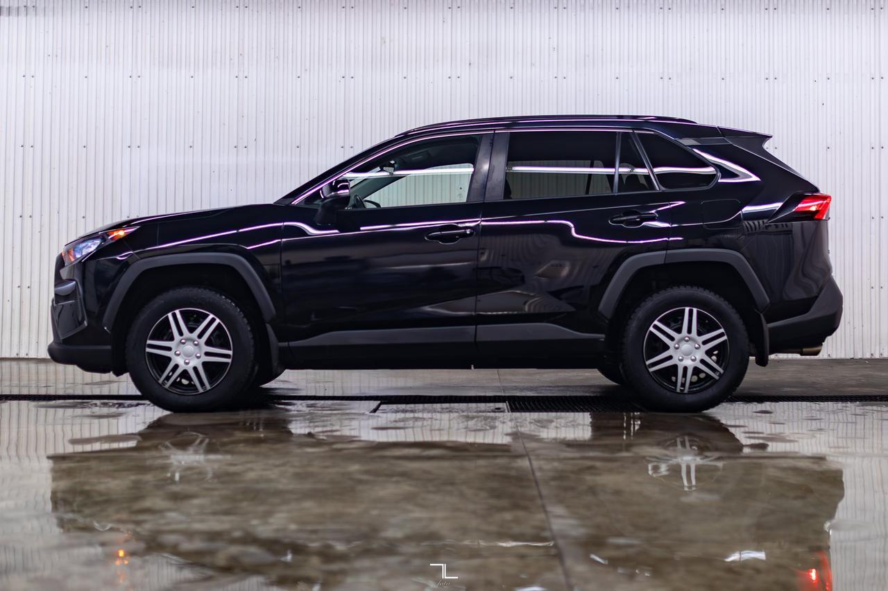 2020 Toyota RAV4 AWD LE BCam Red Deer AB