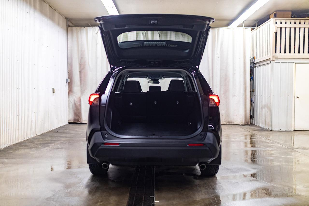 2020 Toyota RAV4 AWD LE BCam Red Deer AB