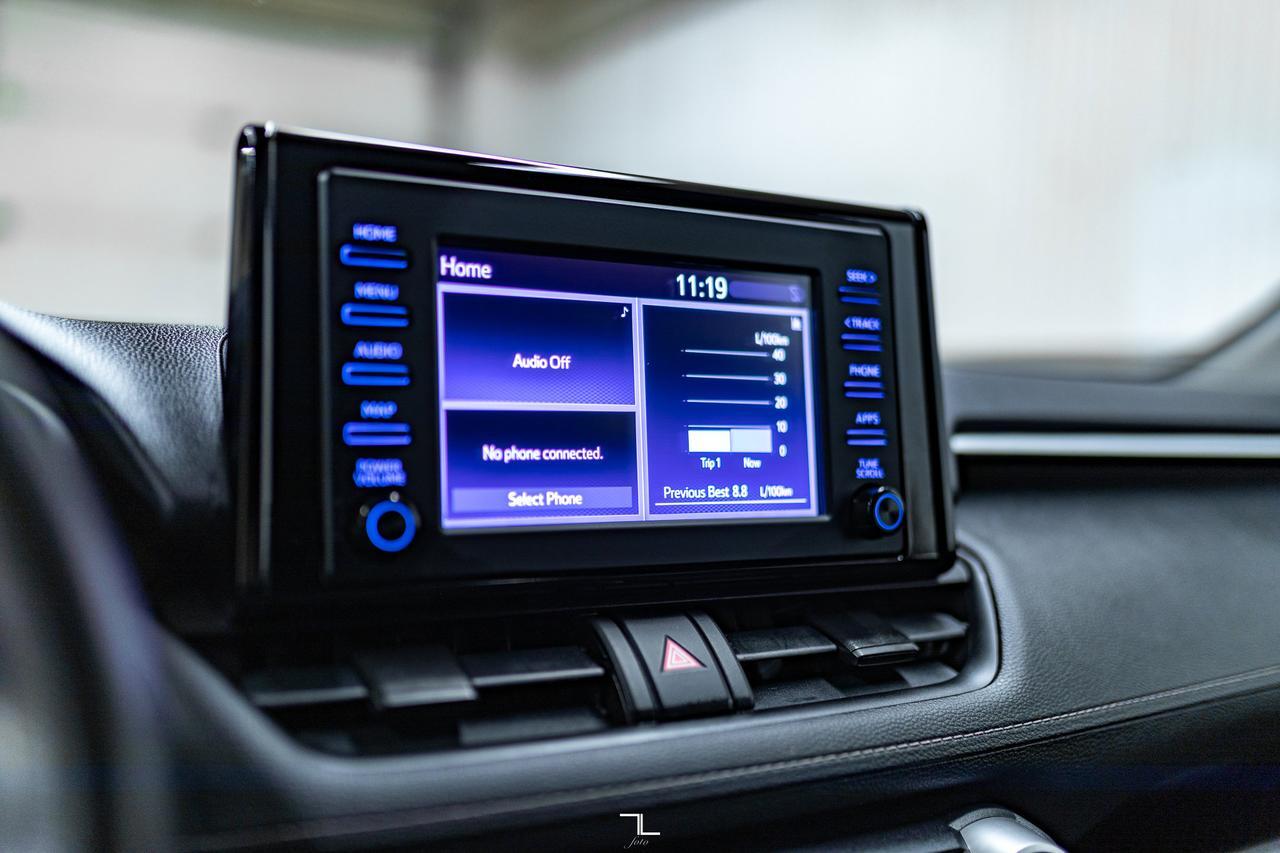 2020 Toyota RAV4 AWD LE BCam Red Deer AB