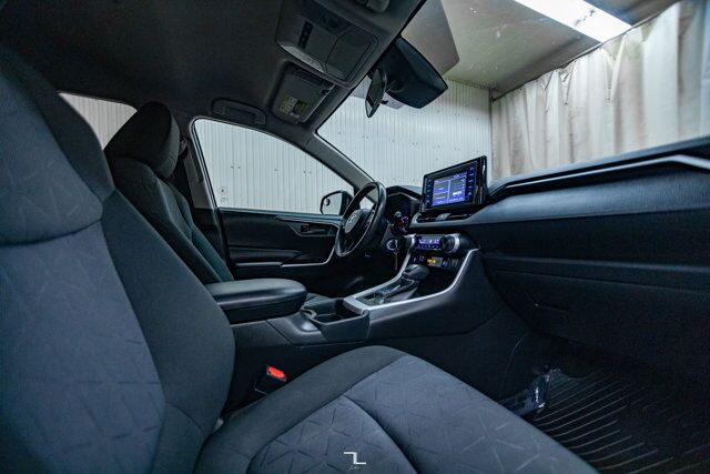 2020 Toyota RAV4 AWD LE BCam Red Deer AB