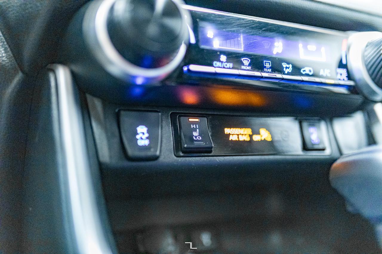 2020 Toyota RAV4 AWD LE BCam Red Deer AB