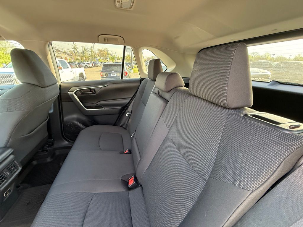 2020 Toyota RAV4 Hybrid LE Crestwood KY