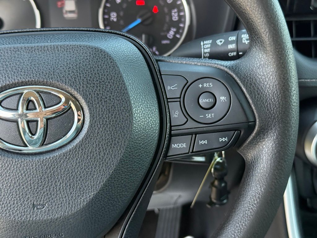 2020 Toyota RAV4 Hybrid LE Crestwood KY