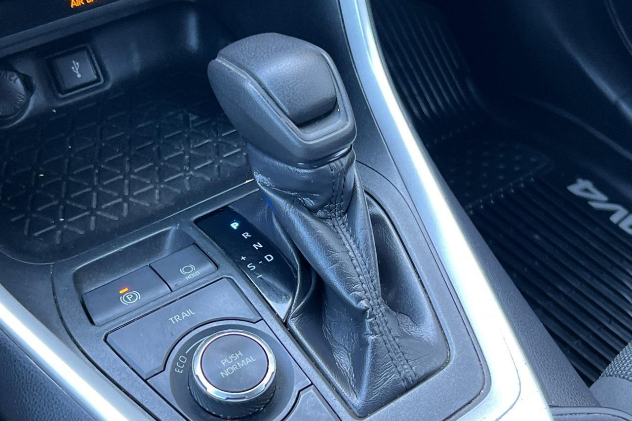 2020 Toyota RAV4 Hybrid LE Roseville CA
