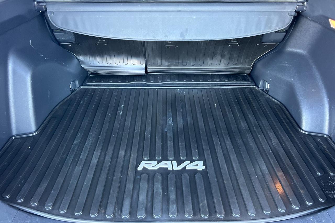 2020 Toyota RAV4 Hybrid LE Roseville CA