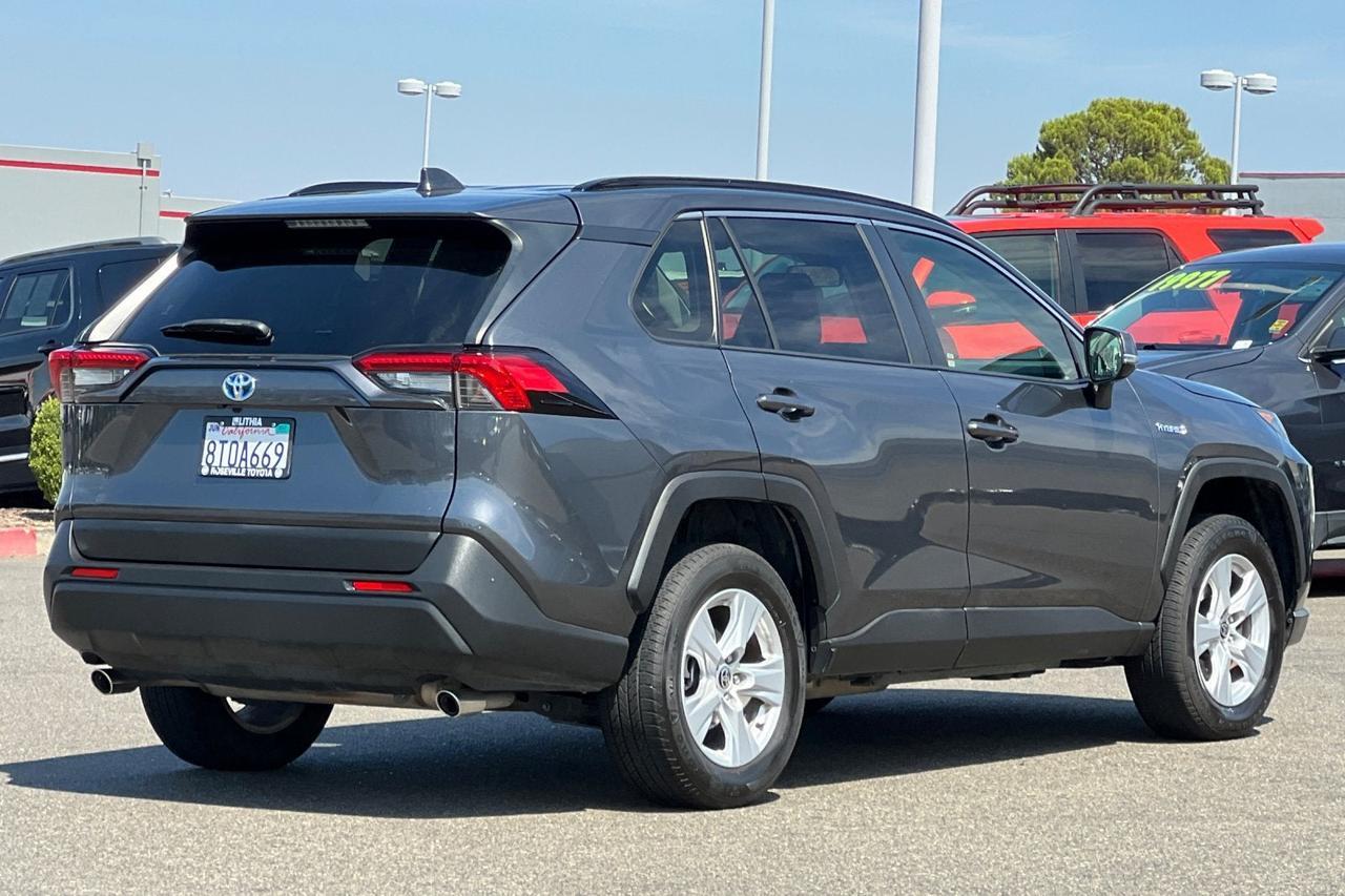 2020 Toyota RAV4 Hybrid LE