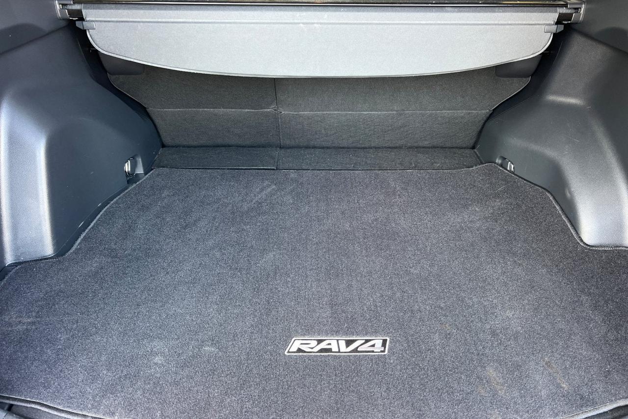 2020 Toyota RAV4 Hybrid LE Roseville CA