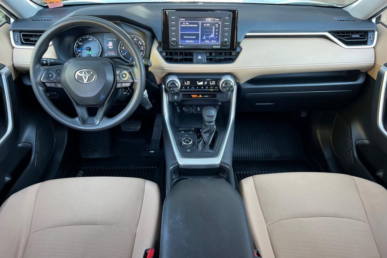 2020 Toyota RAV4 Hybrid LE