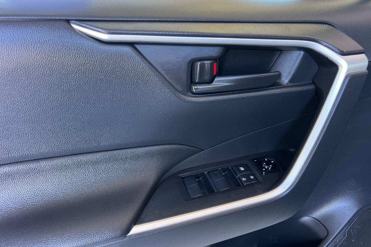 2020 Toyota RAV4 Hybrid LE Roseville CA