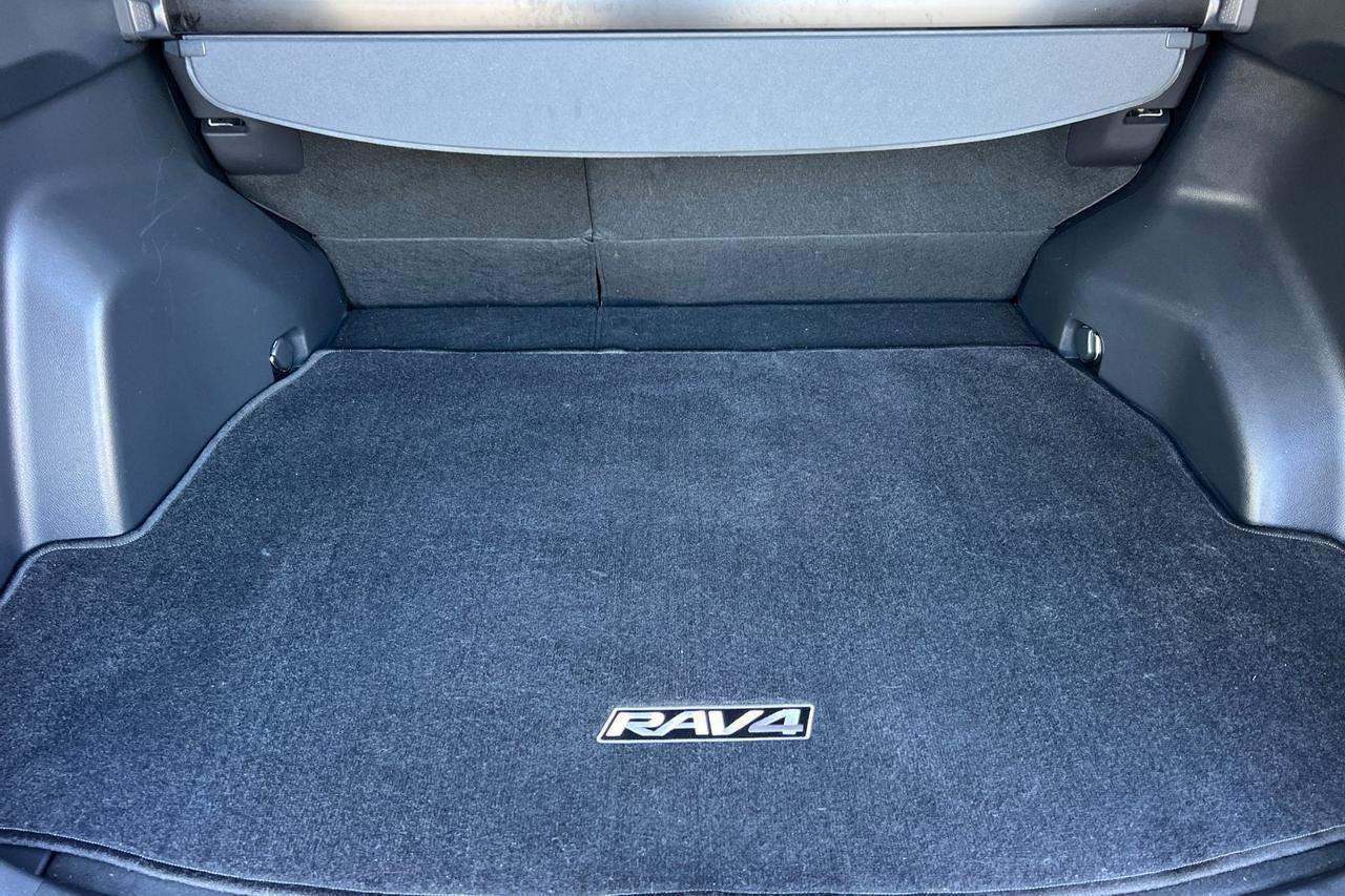 2020 Toyota RAV4 Hybrid LE Roseville CA