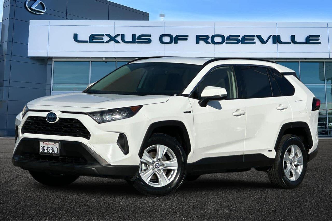 2020 Toyota RAV4 Hybrid LE