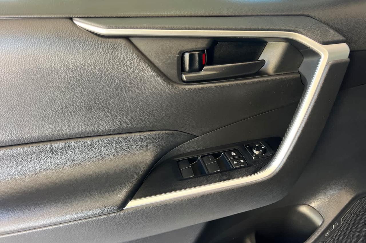 2020 Toyota RAV4 Hybrid LE Roseville CA