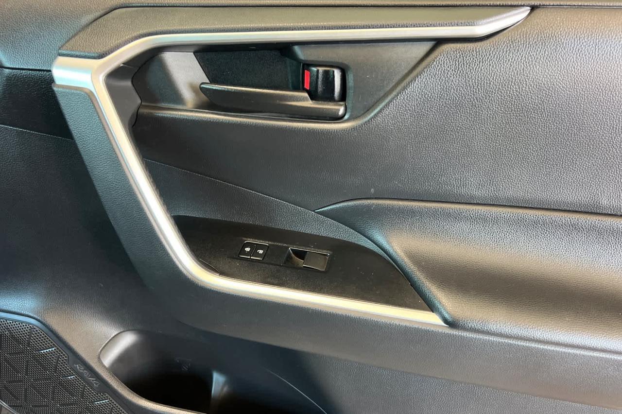 2020 Toyota RAV4 Hybrid LE Roseville CA