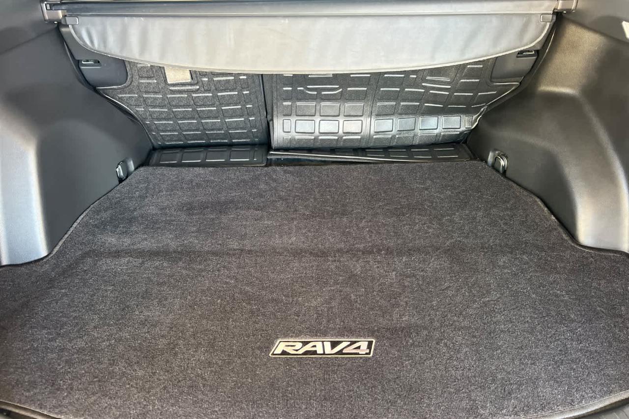 2020 Toyota RAV4 Hybrid LE Roseville CA