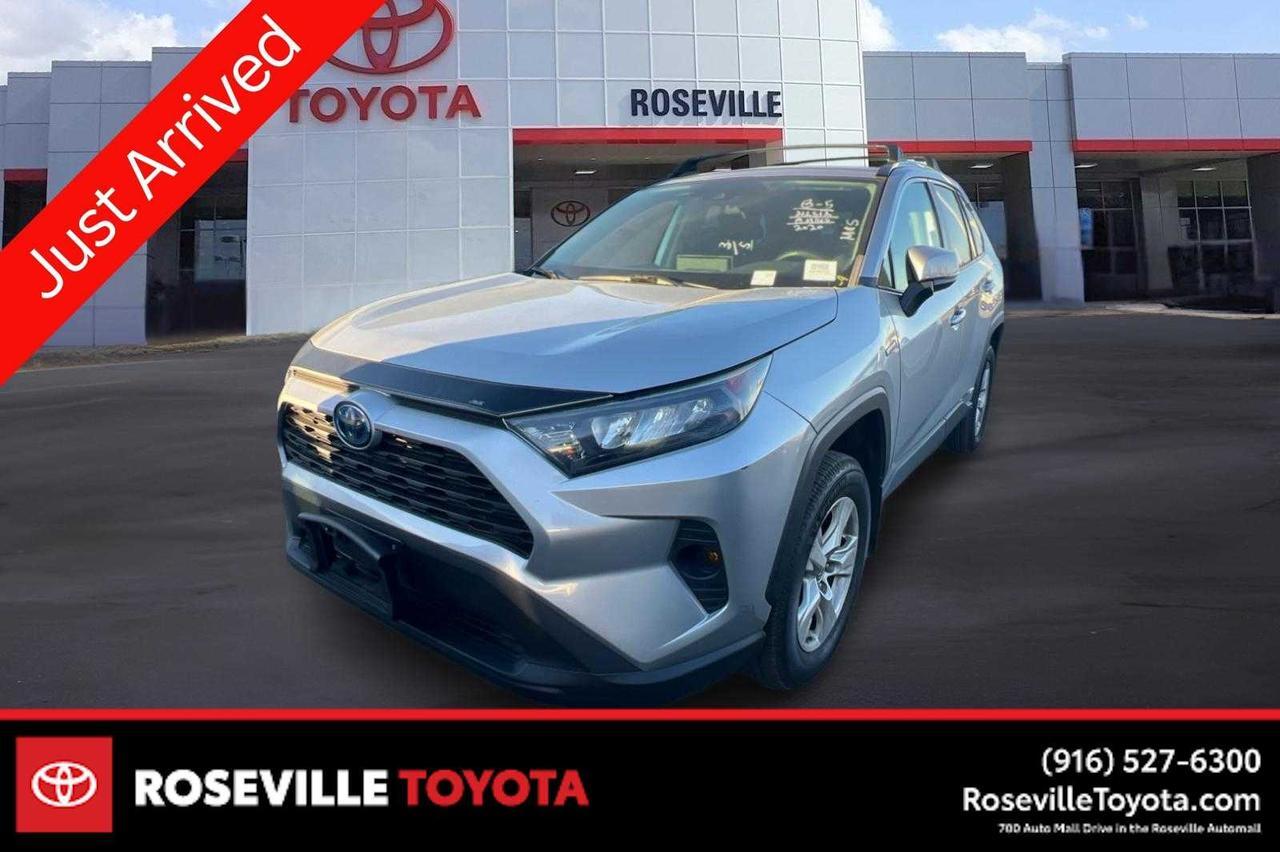 2020 Toyota RAV4 Hybrid LE