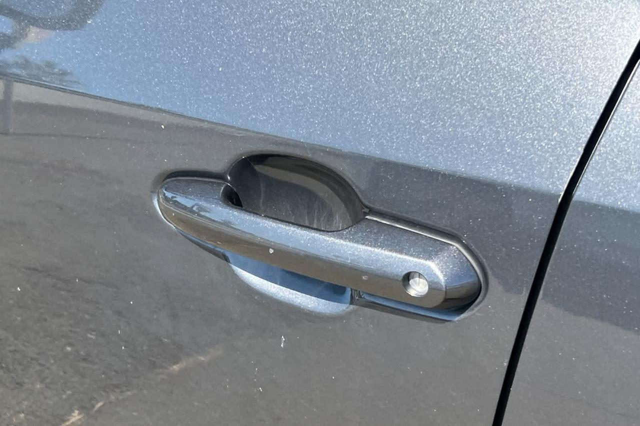 2020 Toyota RAV4 Hybrid LE Roseville CA