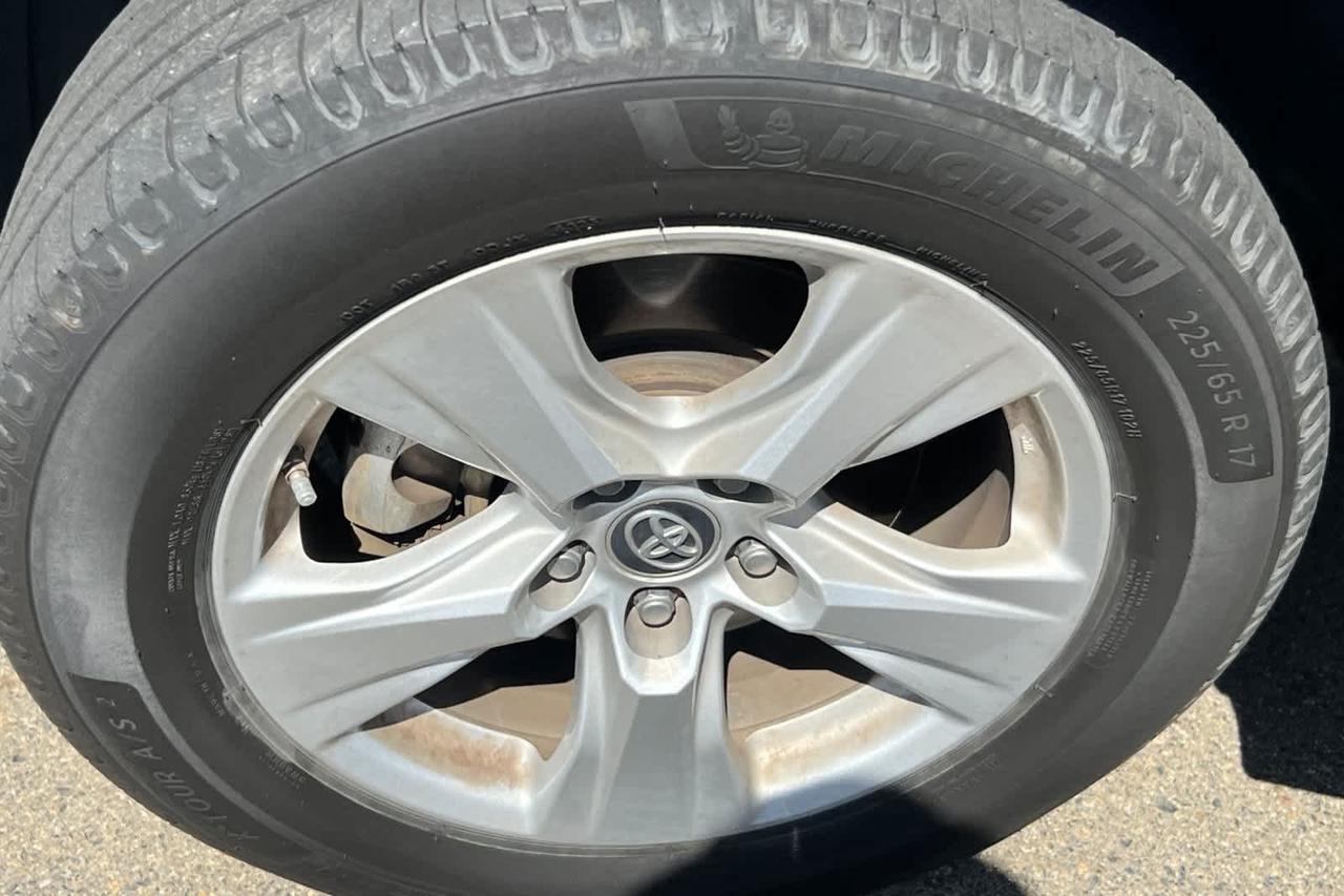 2020 Toyota RAV4 Hybrid LE Roseville CA