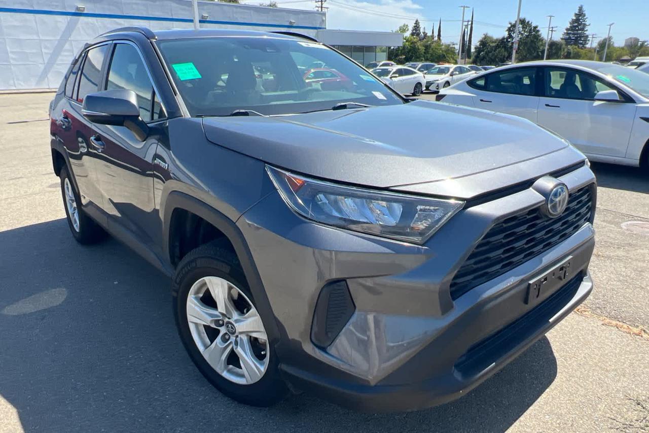 2020 Toyota RAV4 Hybrid LE