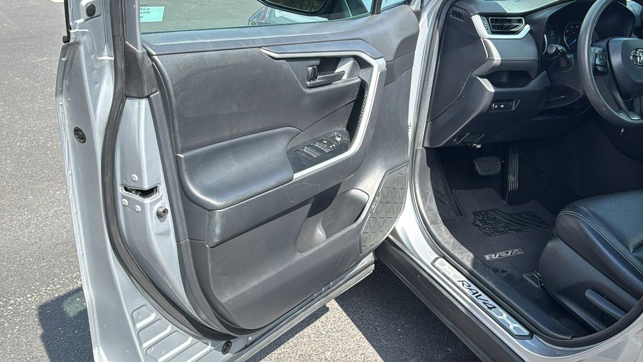 2020 Toyota RAV4 Hybrid LE San Antonio TX