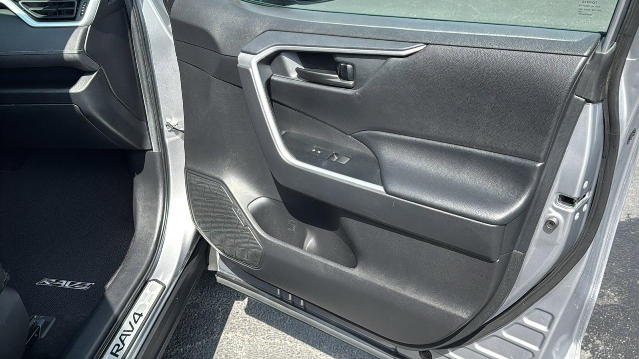 2020 Toyota RAV4 Hybrid LE San Antonio TX