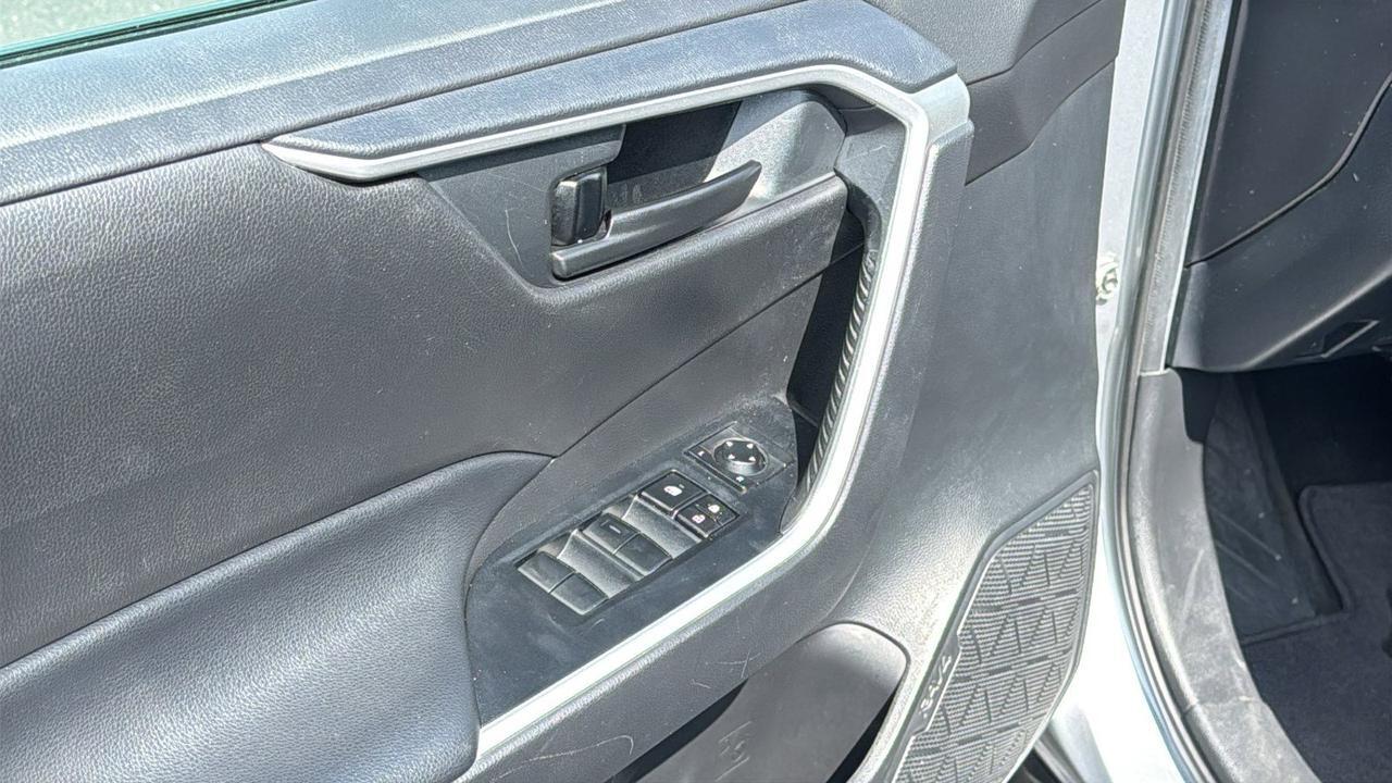 2020 Toyota RAV4 Hybrid LE San Antonio TX