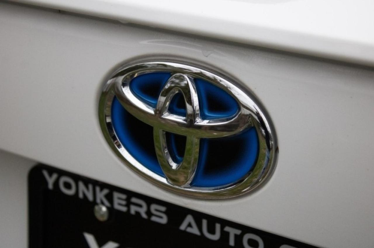 2020 Toyota RAV4 Hybrid LE Yonkers NY